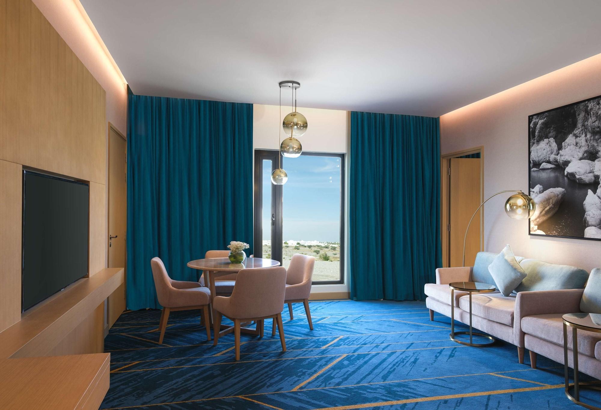 Maani Muscat Hotel & Suites Zewnętrze zdjęcie
