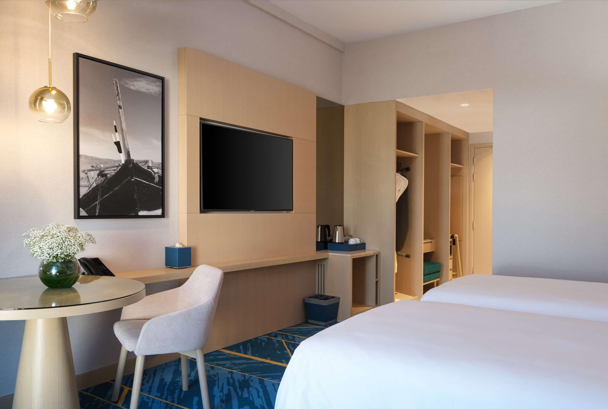 Maani Muscat Hotel & Suites Zewnętrze zdjęcie