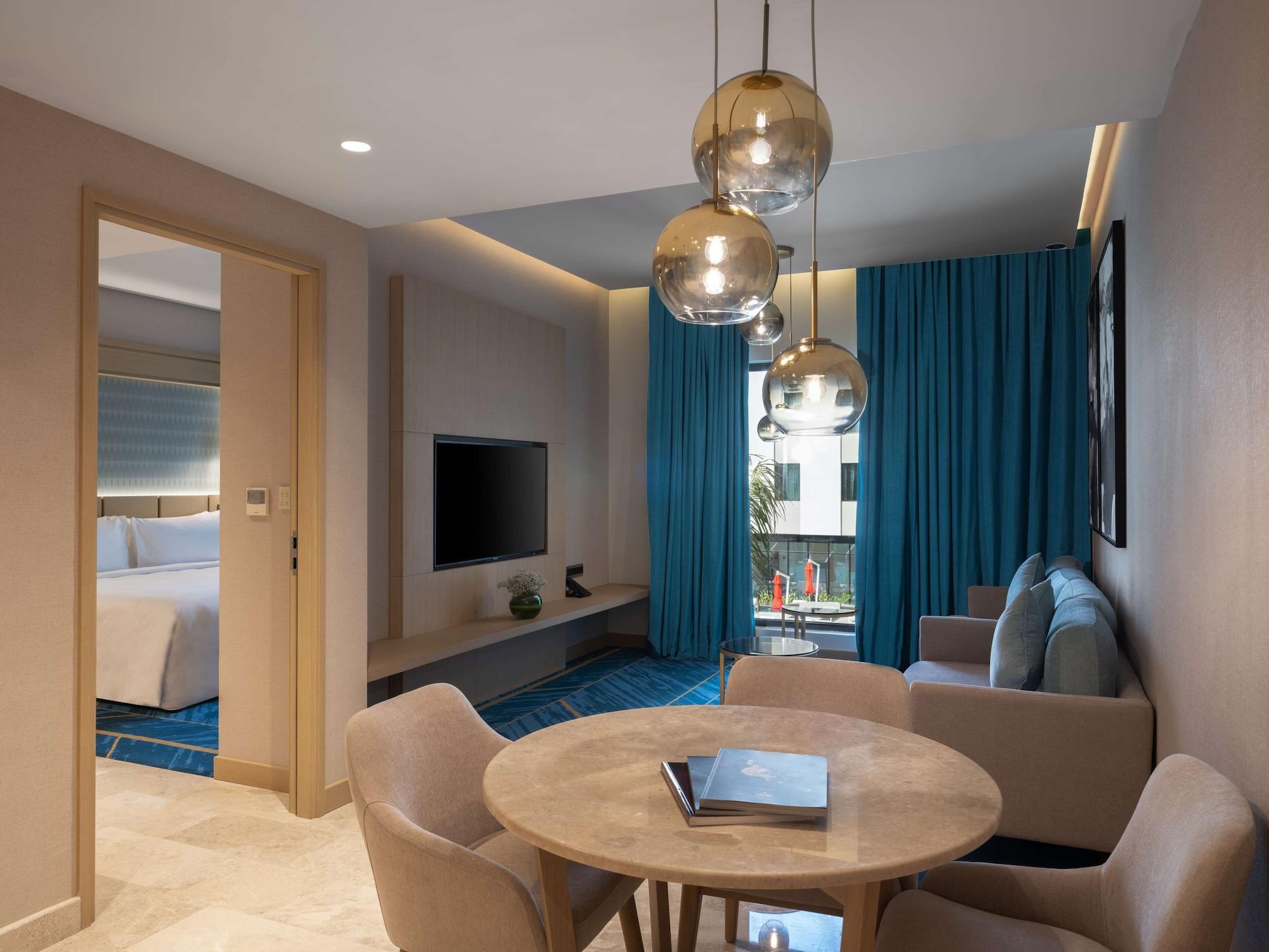 Maani Muscat Hotel & Suites Zewnętrze zdjęcie